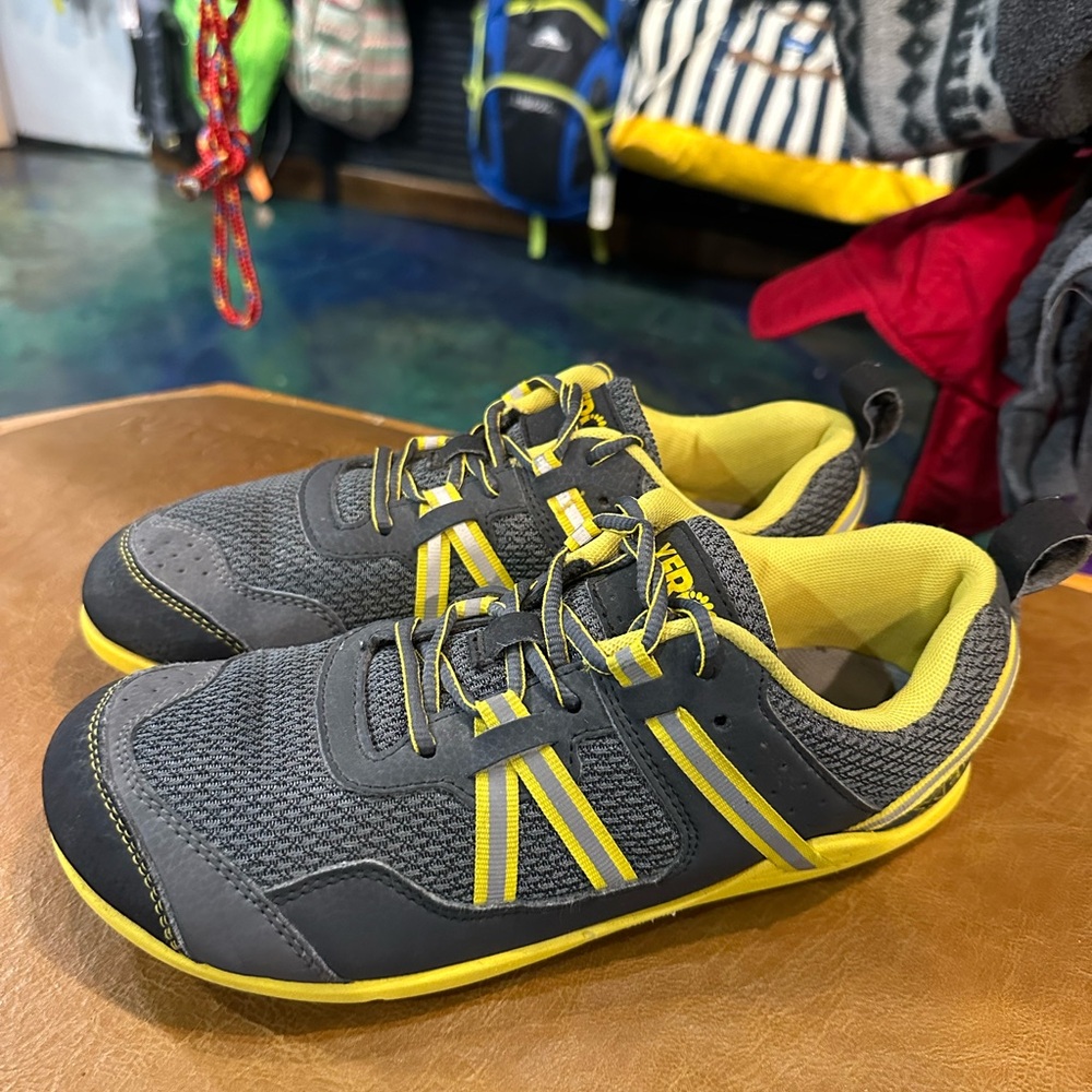 Xzero Shoes - Picture 1 of 4